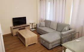 Lux & Cool Apartments Miaoyli